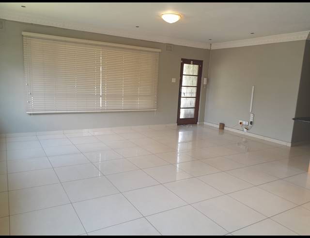 3 BEDROOM HOUSE RENTED IN ATHLONE PARK
